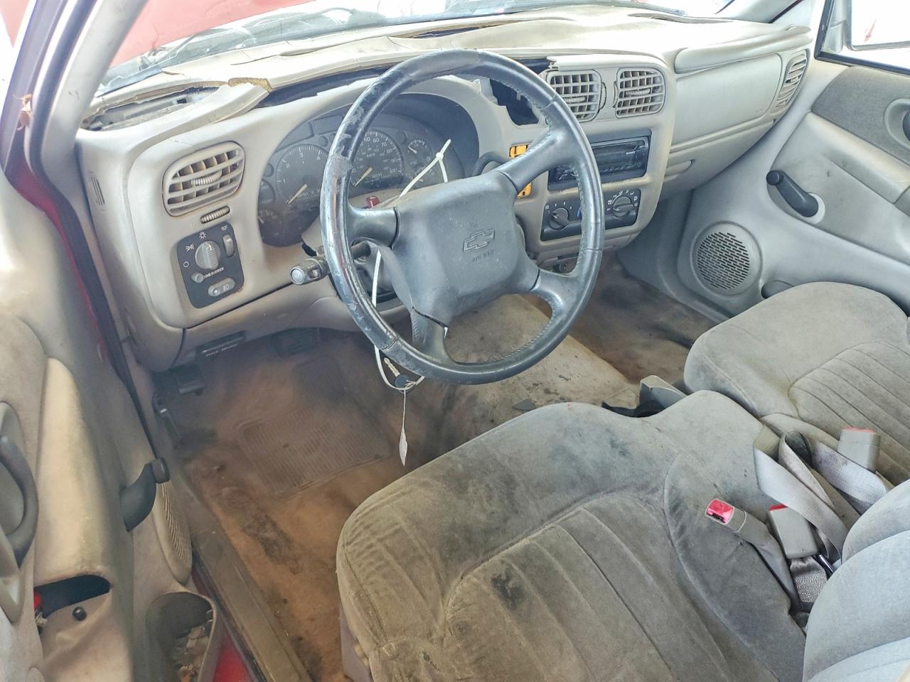 2000 CHEVROLET S TRUCK S10 photo 8