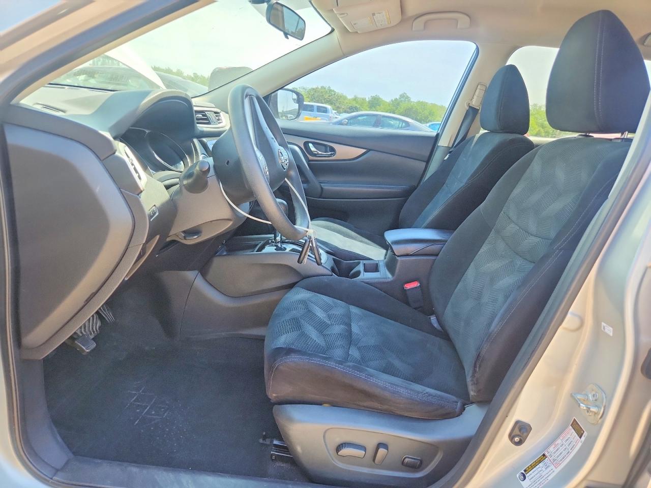 2014 NISSAN ROGUE SV photo 7