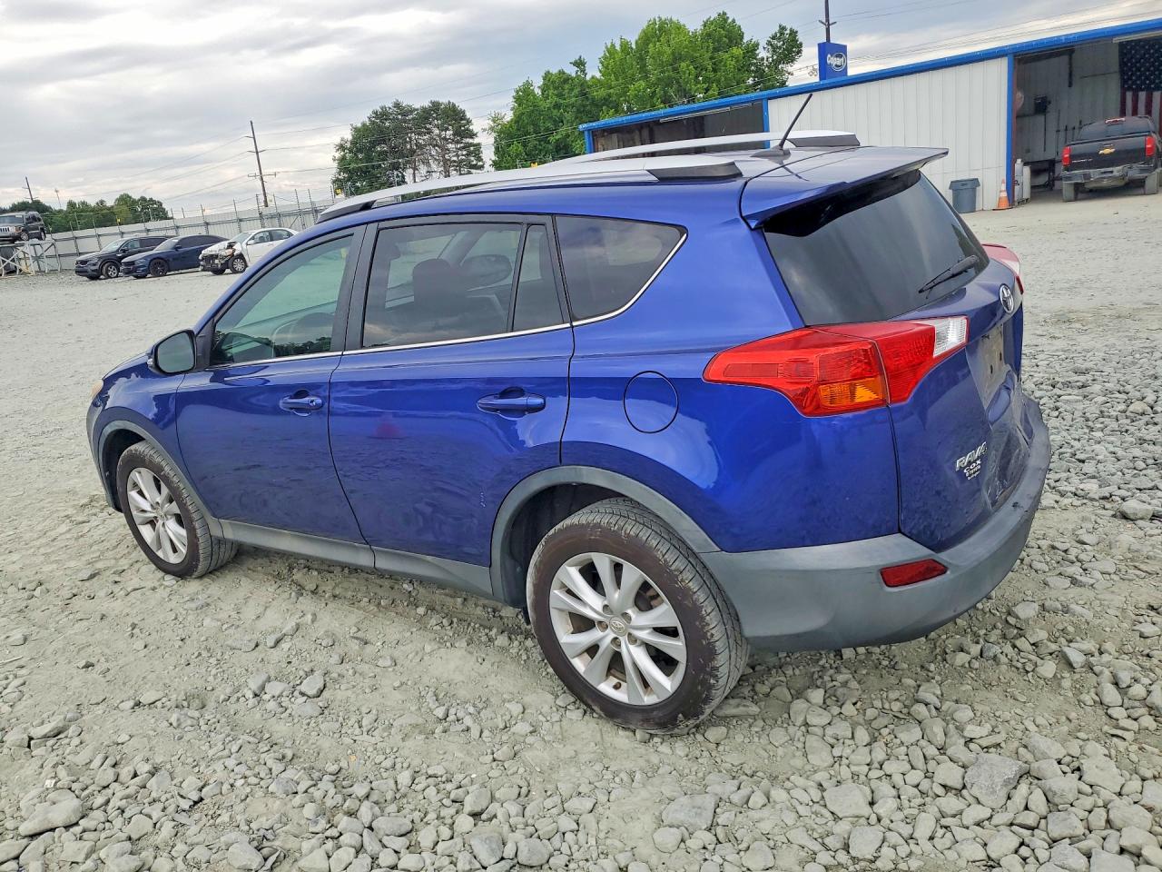 2014 TOYOTA RAV4 LIMITED photo 2