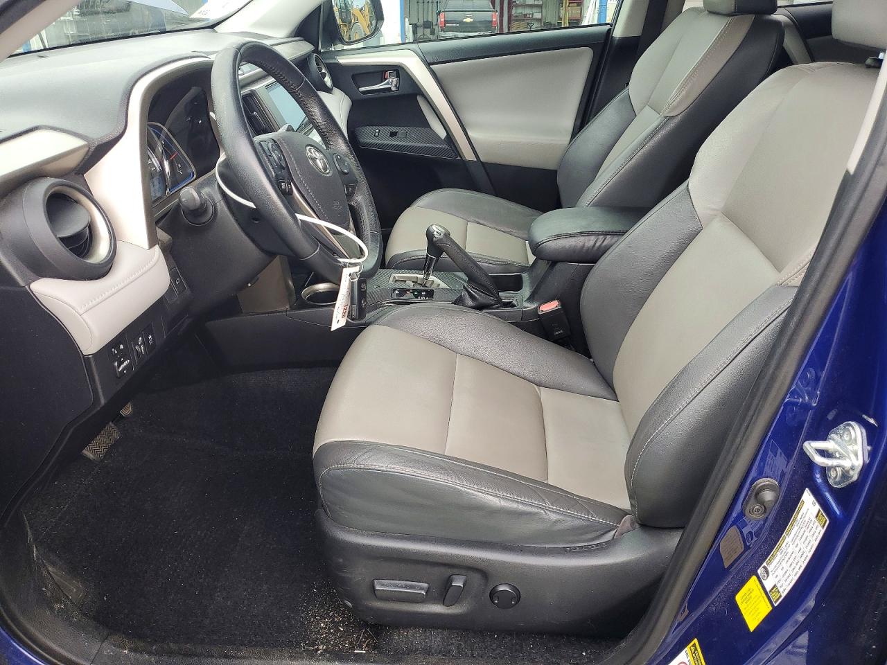 2014 TOYOTA RAV4 LIMITED photo 7