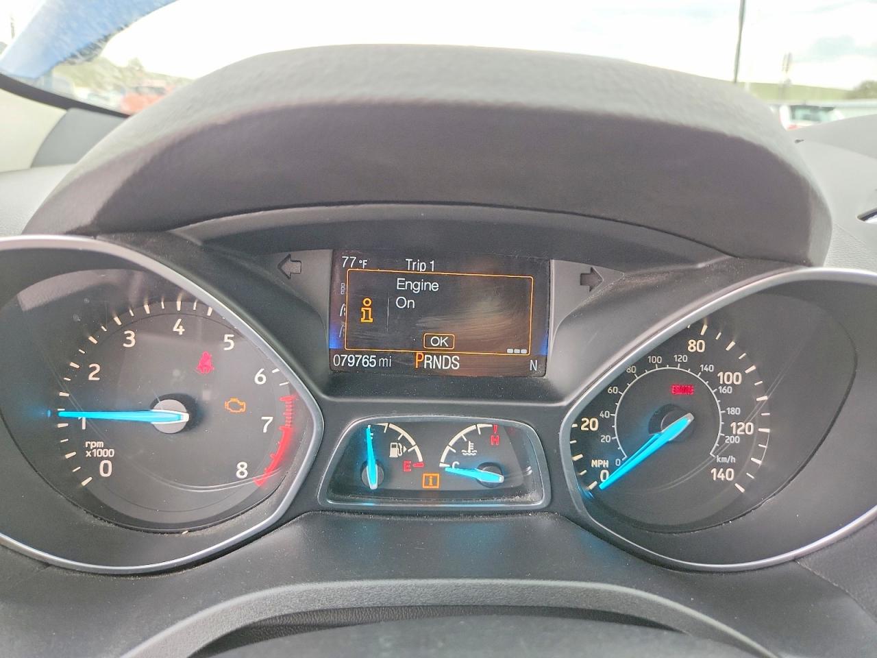 2017 FORD ESCAPE SE photo 17