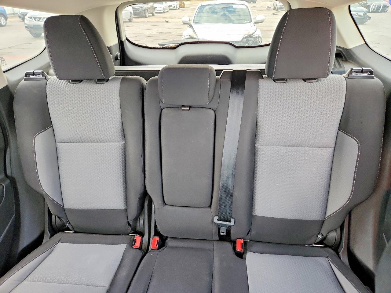 2017 FORD ESCAPE SE photo 19
