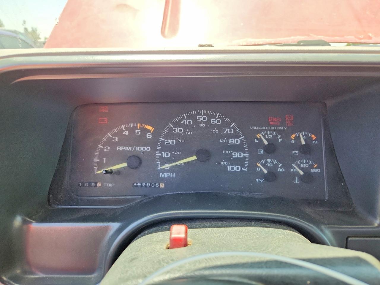 1998 CHEVROLET GMT-400 C1500 photo 25
