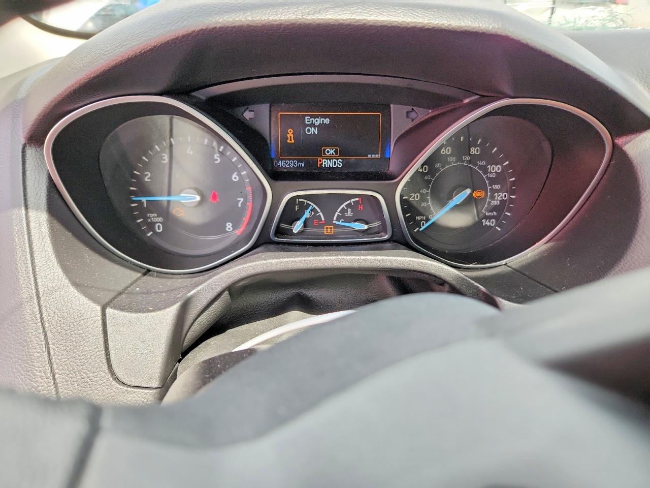 2015 FORD FOCUS SE photo 17