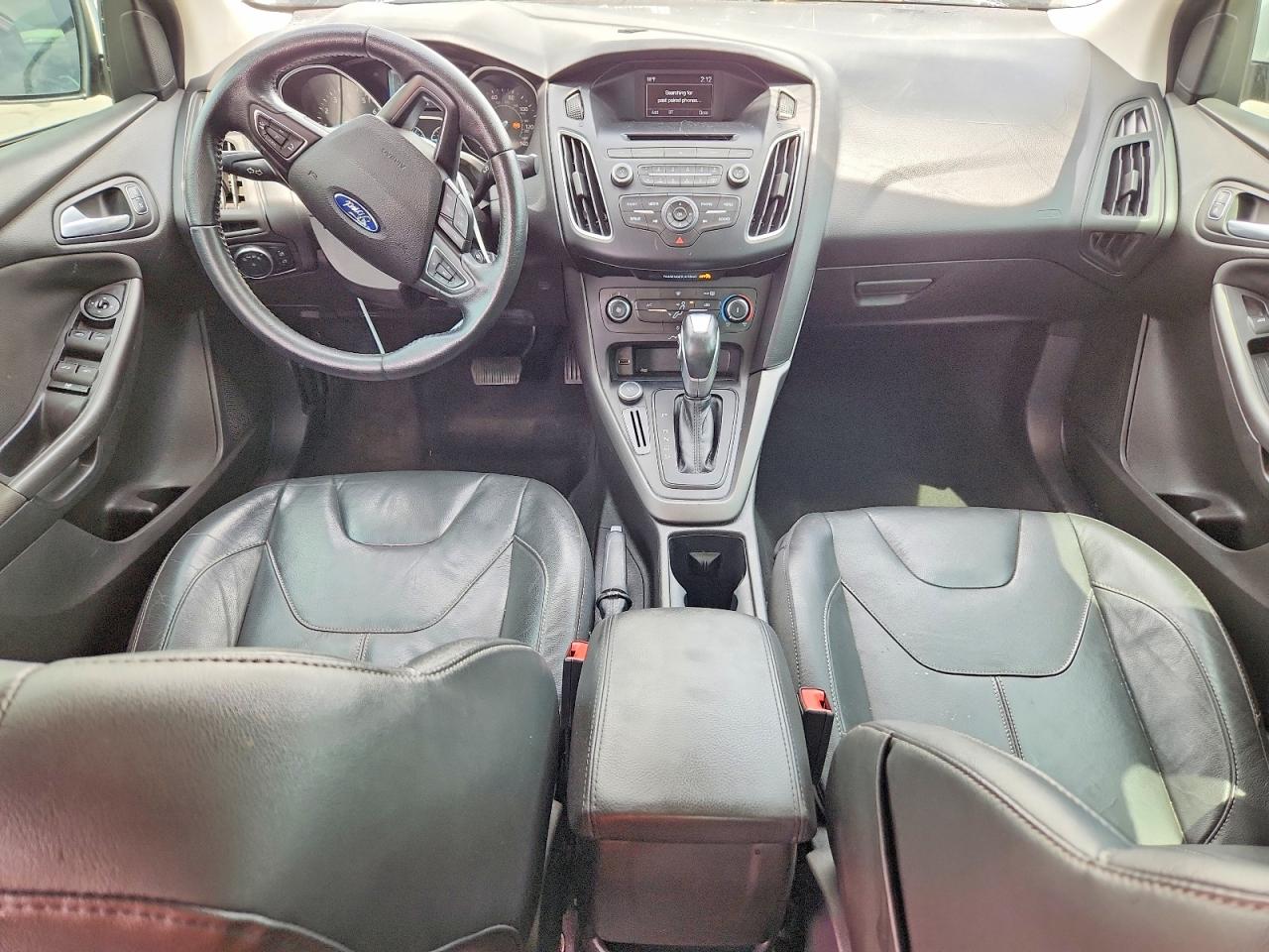 2015 FORD FOCUS SE photo 15