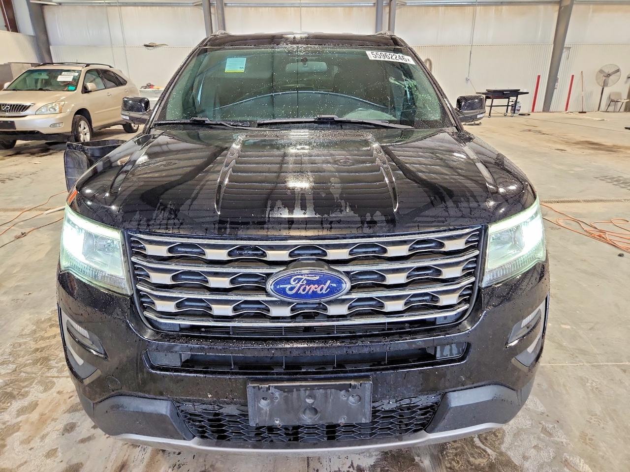 2017 FORD EXPLORER XLT photo 13