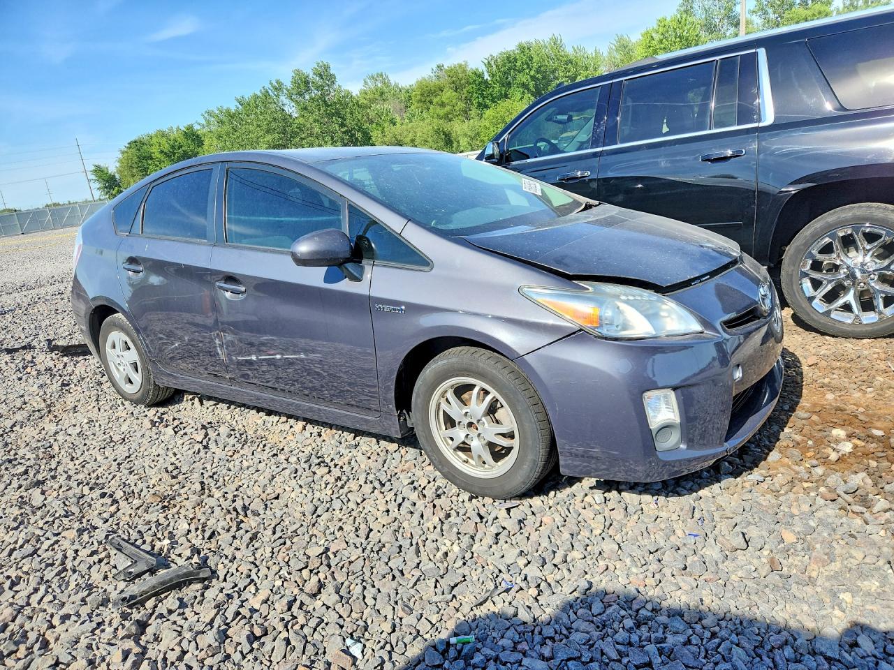 2011 TOYOTA PRIUS TWO photo 7