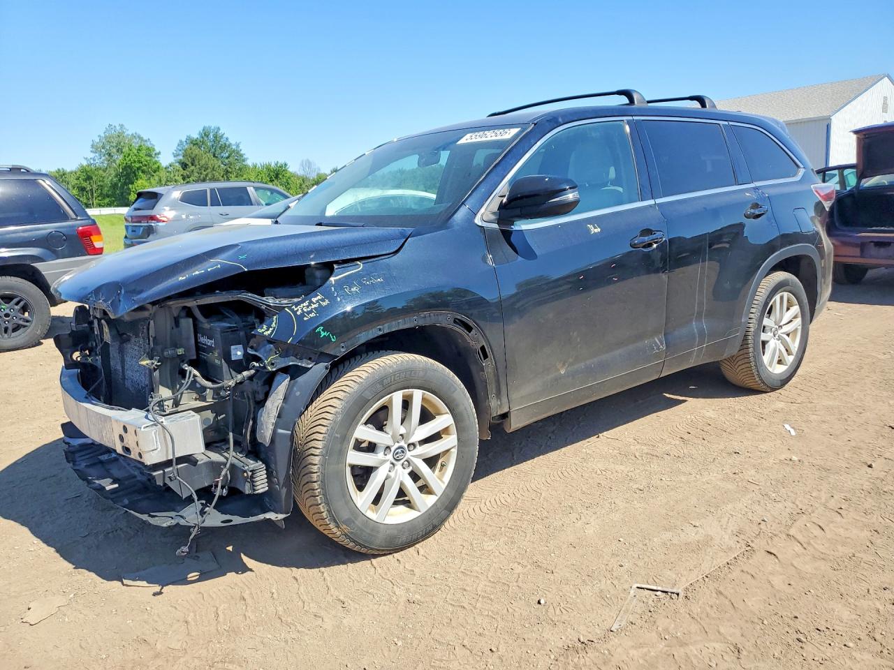 2016 TOYOTA HIGHLANDER