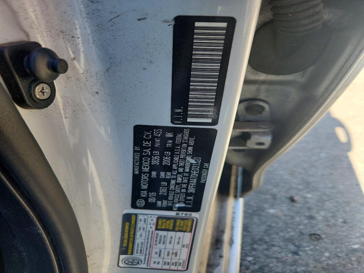2017 KIA FORTE LX photo 34