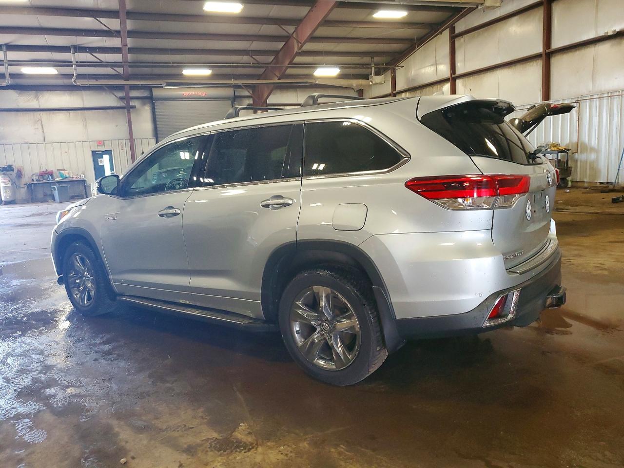 2018 TOYOTA HIGHLANDER HYBRID LIMITED PLATINUM photo 2