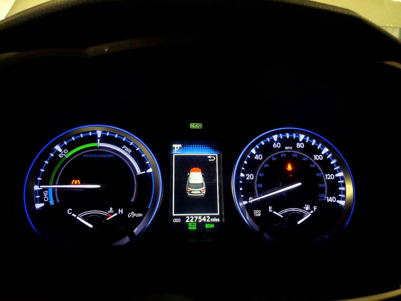 2018 TOYOTA HIGHLANDER HYBRID LIMITED PLATINUM photo 9