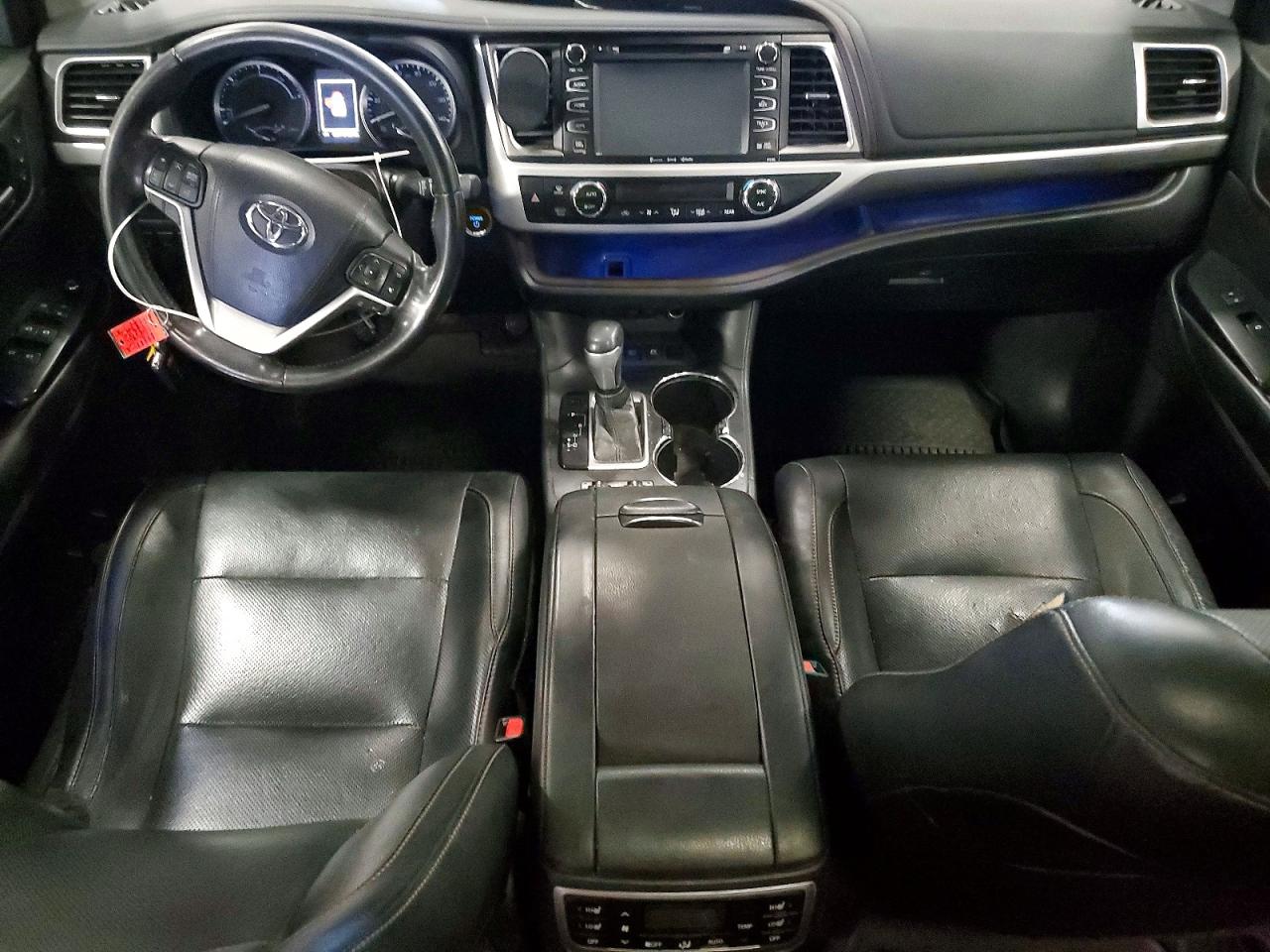 2018 TOYOTA HIGHLANDER HYBRID LIMITED PLATINUM photo 8