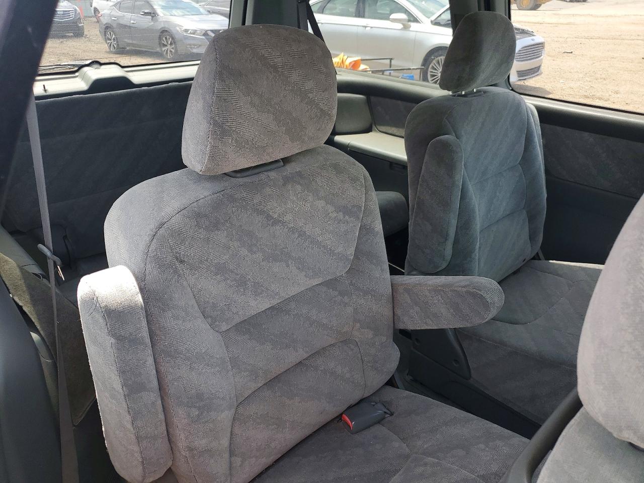 2004 HONDA ODYSSEY EX photo 21