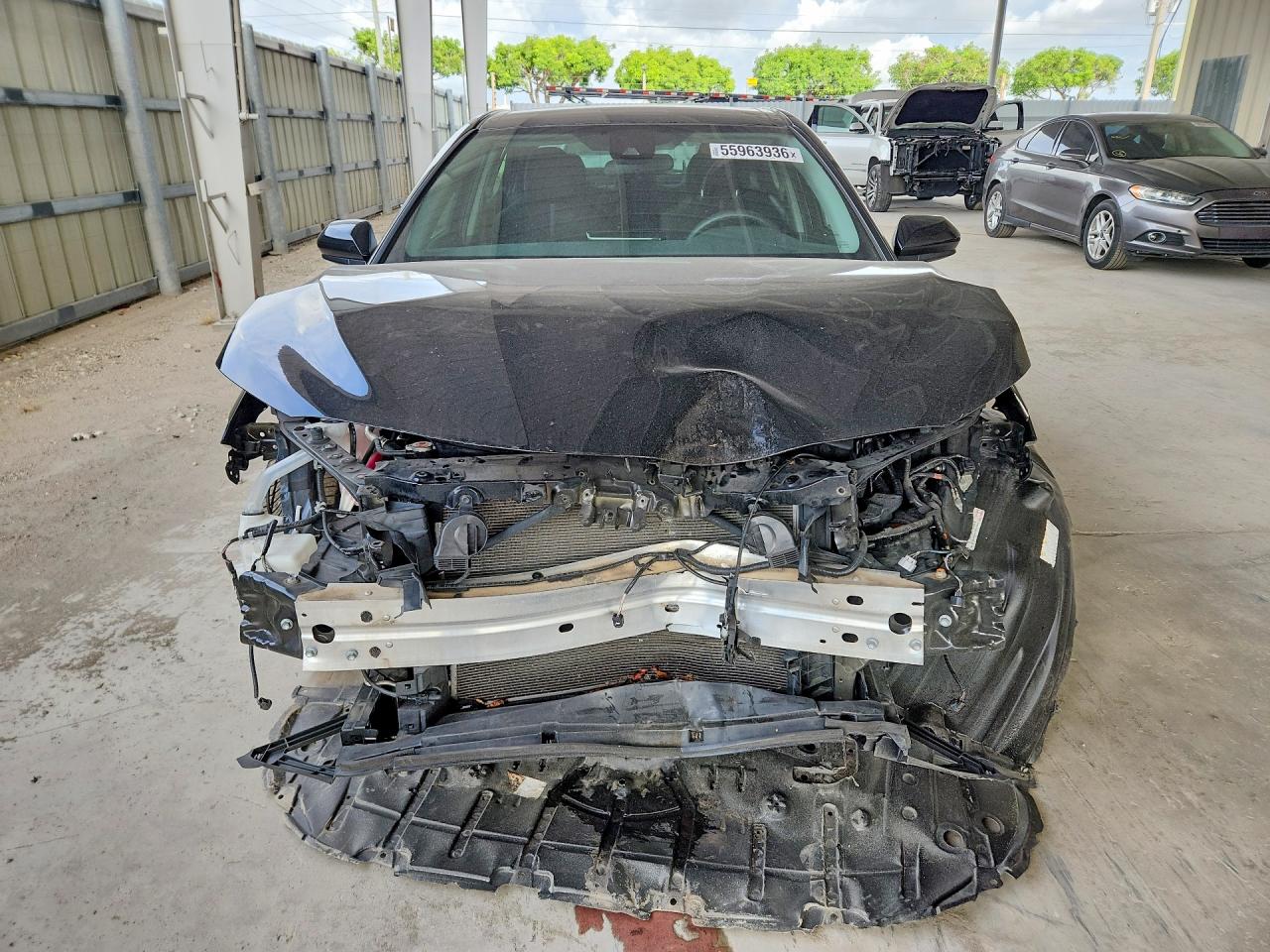 2021 TOYOTA CAMRY LE photo 9