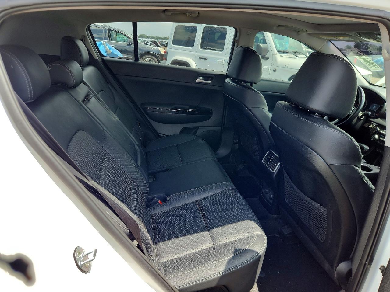 2020 KIA SPORTAGE EX photo 28