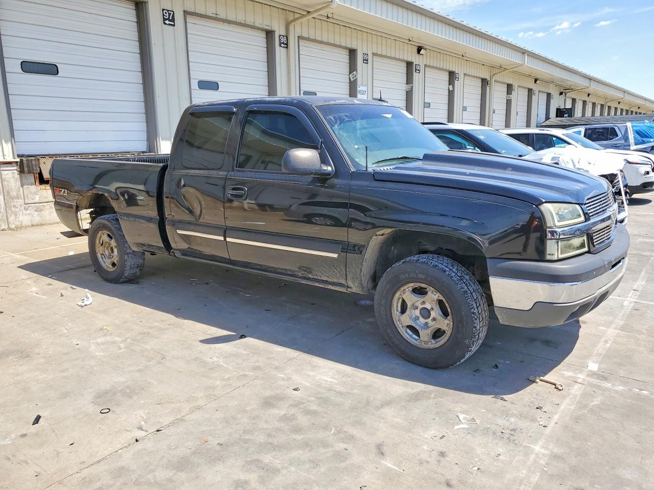 2003 CHEVROLET SILVERADO K1500 photo 4