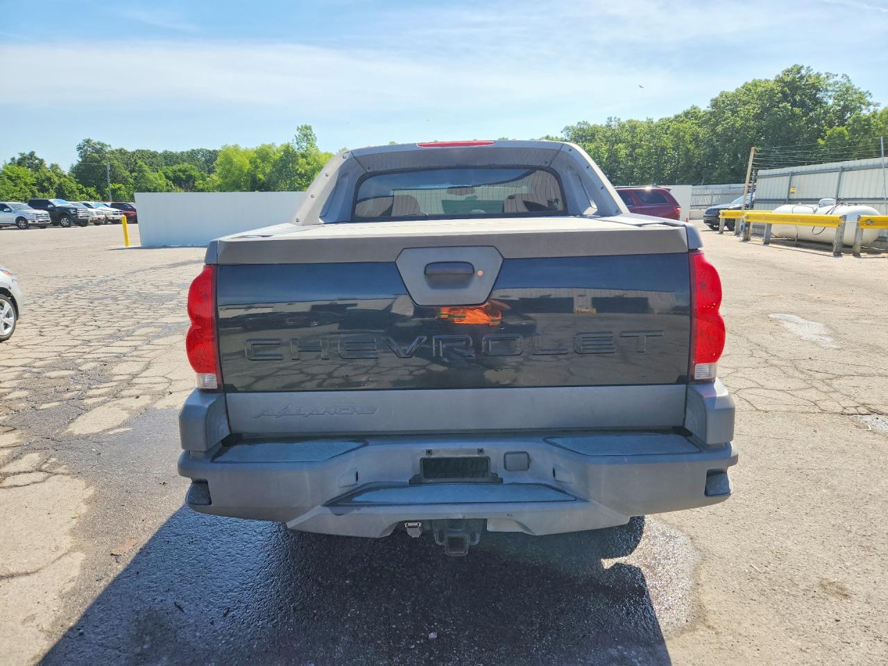 2002 CHEVROLET AVALANCHE K1500 photo 16