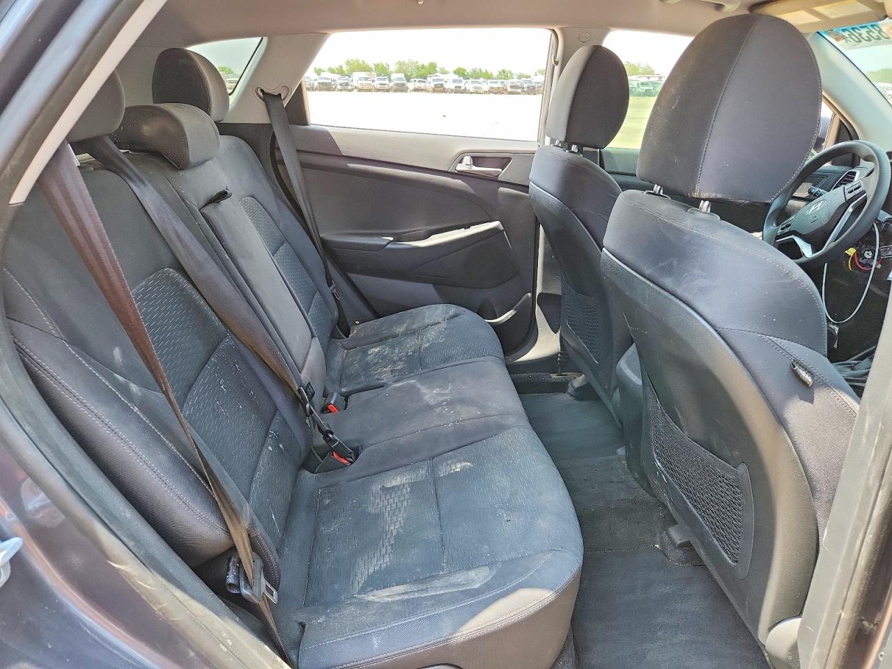 2019 HYUNDAI TUCSON SE photo 11