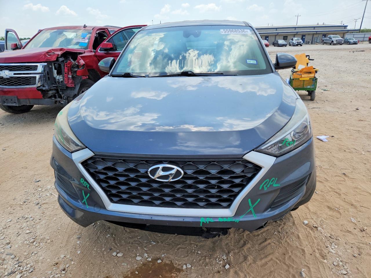 2019 HYUNDAI TUCSON SE photo 5