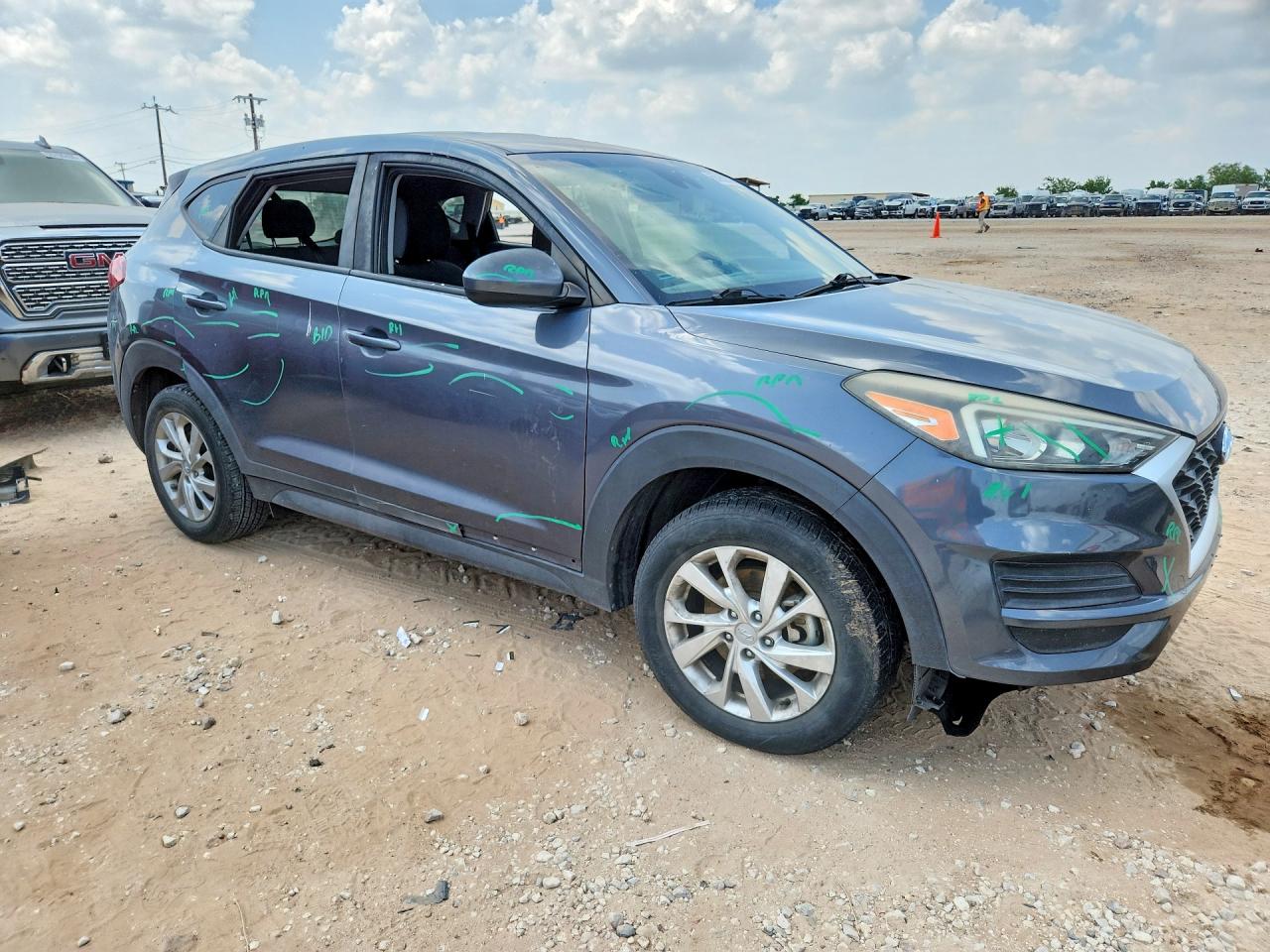 2019 HYUNDAI TUCSON SE photo 4