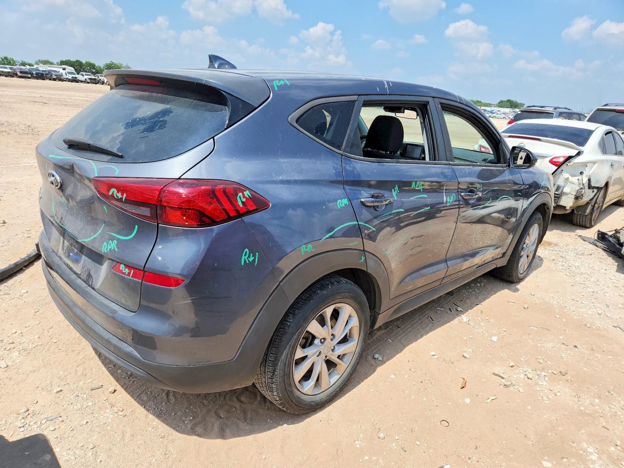 2019 HYUNDAI TUCSON SE photo 3