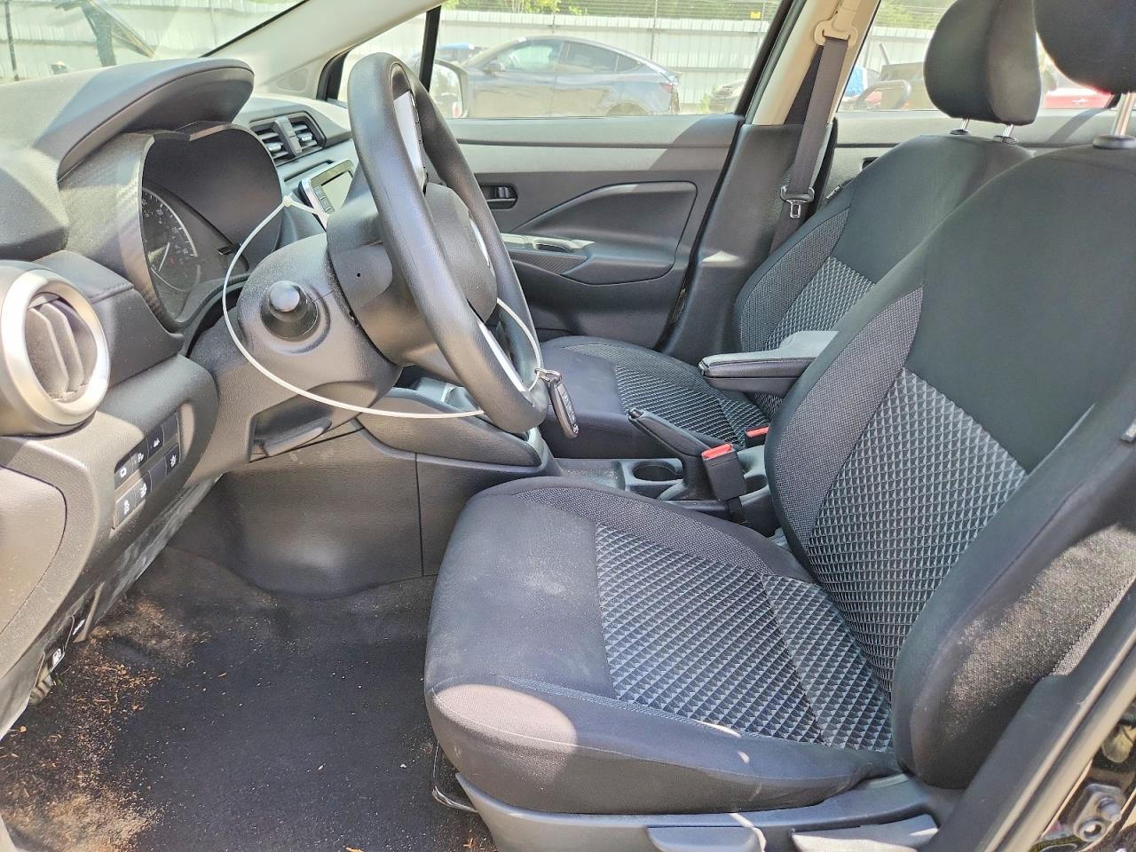 2020 NISSAN VERSA S photo 13