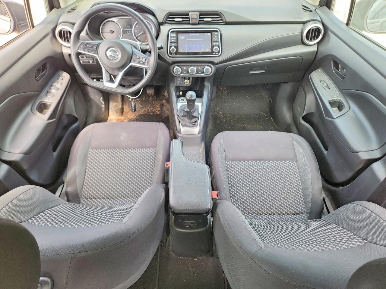 2020 NISSAN VERSA S photo 15