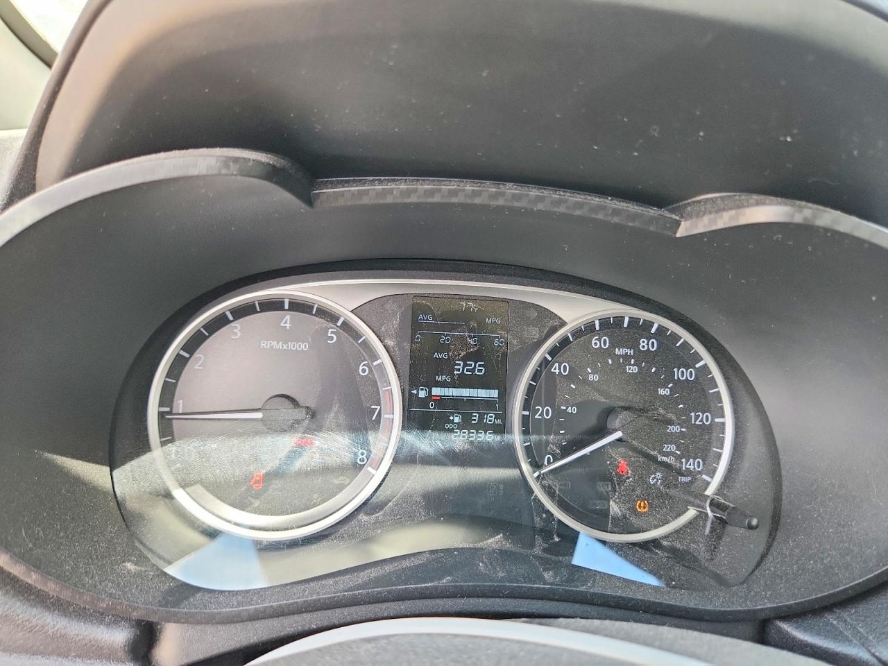 2020 NISSAN VERSA S photo 17