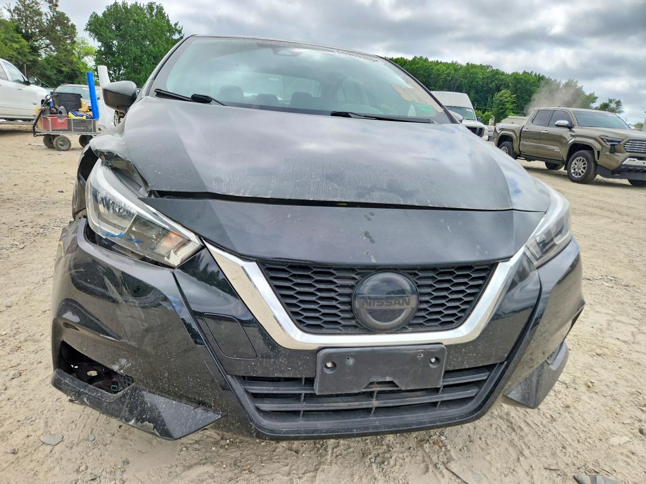 2020 NISSAN VERSA S photo 9