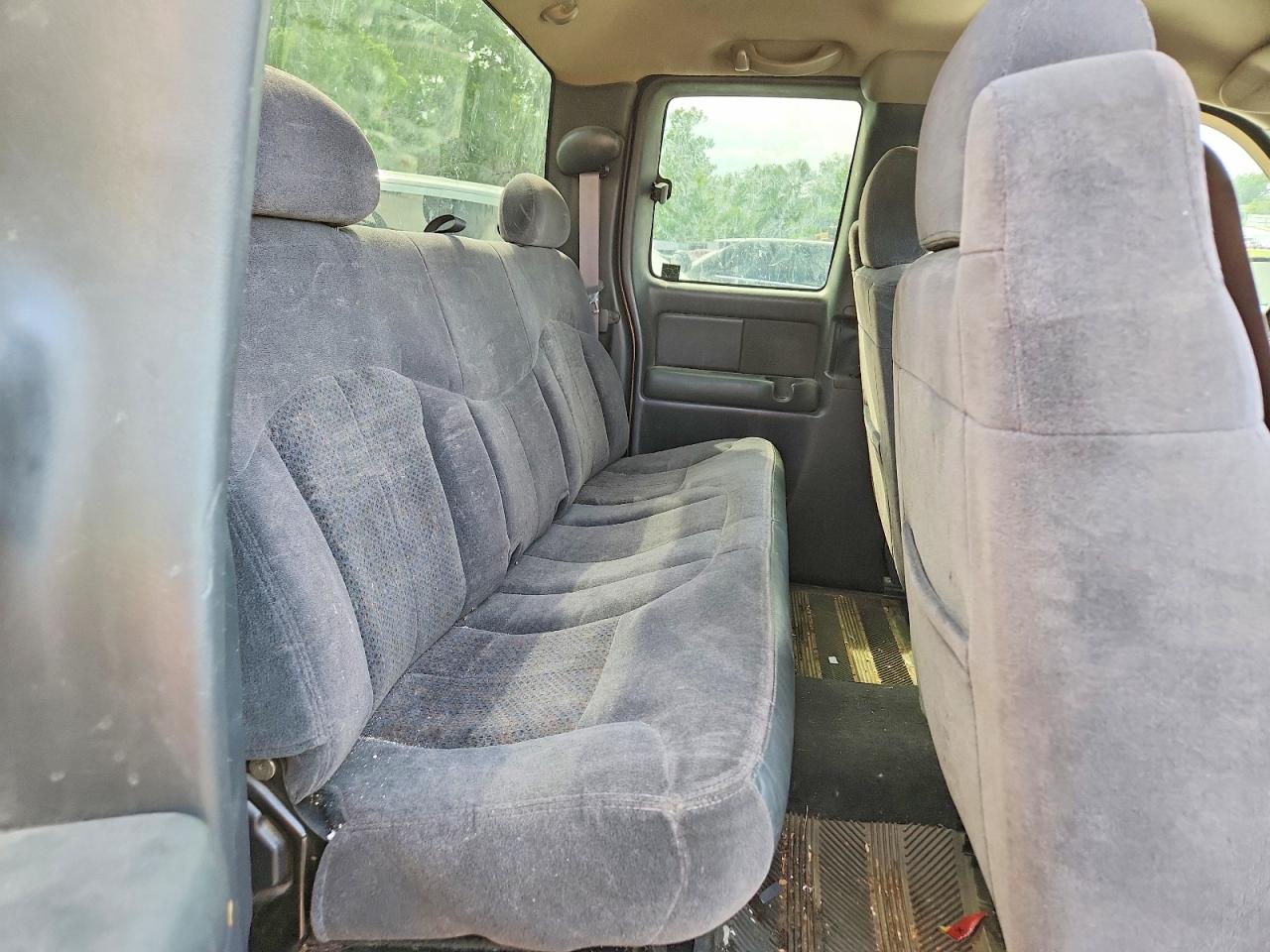 2002 CHEVROLET SILVERADO K1500 photo 19