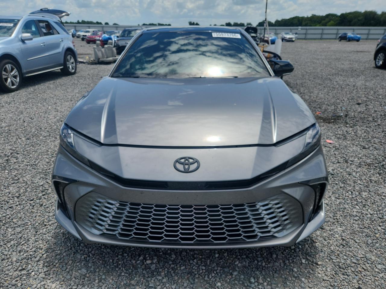 2025 TOYOTA CAMRY XSE photo 9