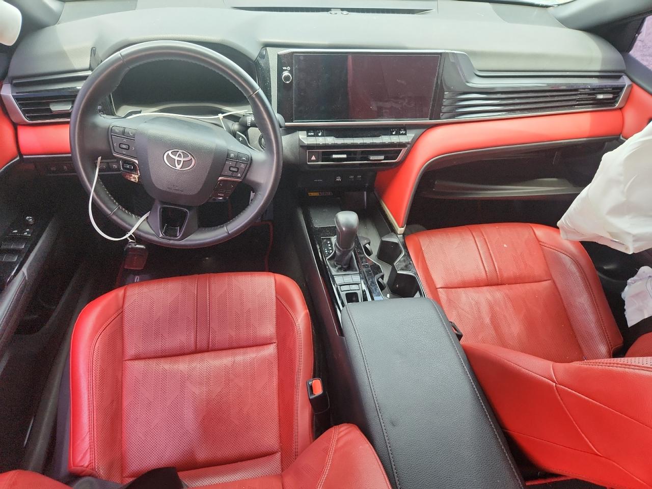 2025 TOYOTA CAMRY XSE photo 15
