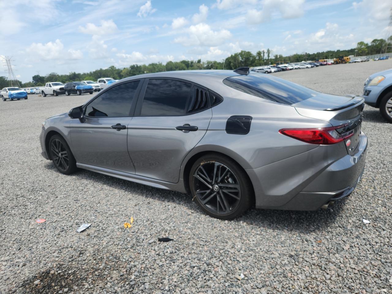 2025 TOYOTA CAMRY XSE photo 3
