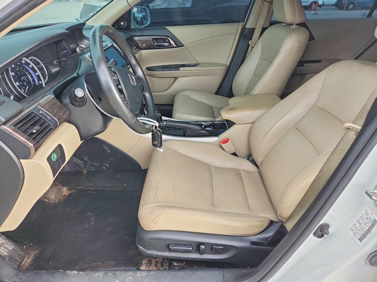 2017 HONDA ACCORD EXL photo 19