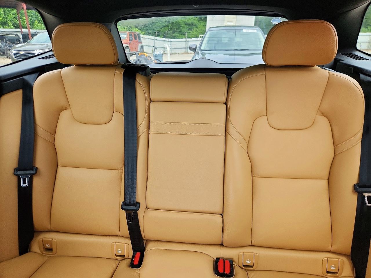 2020 VOLVO XC60 T5 MOMENTUM photo 10