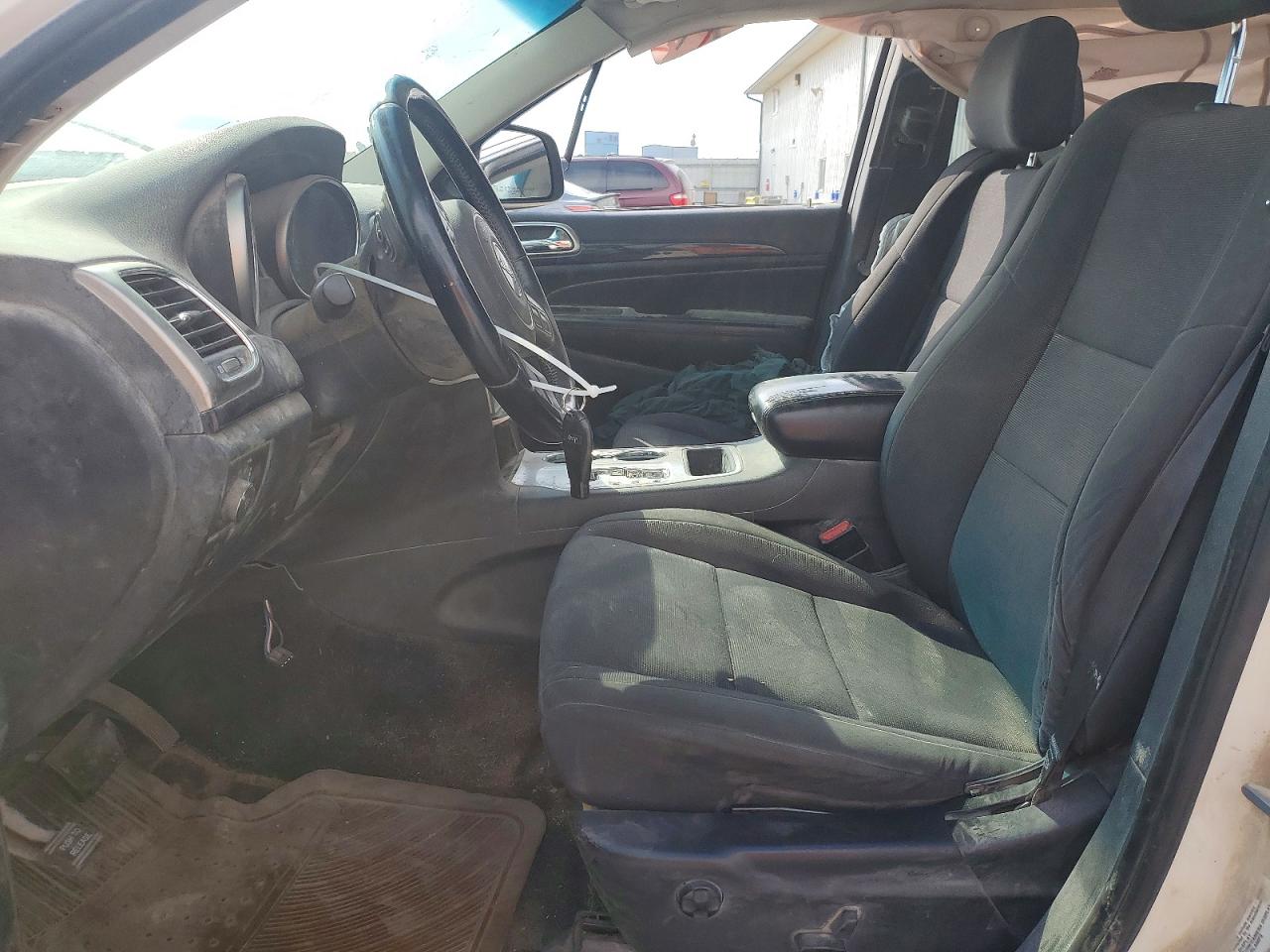 2011 JEEP GRAND CHEROKEE LAREDO photo 13