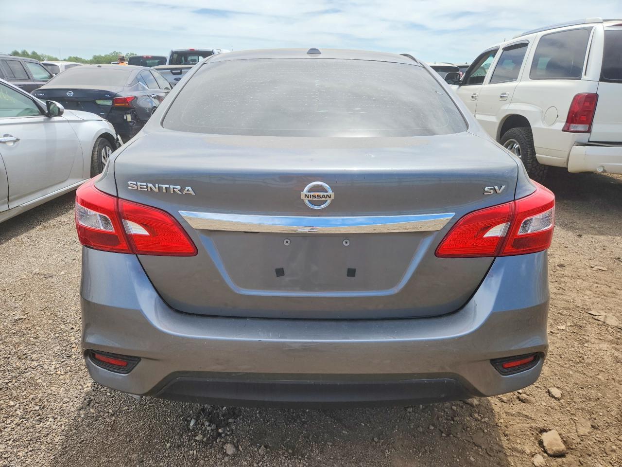 2018 NISSAN SENTRA SV photo 16