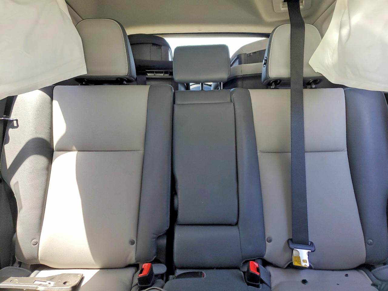 2014 TOYOTA RAV4 LIMITED photo 28