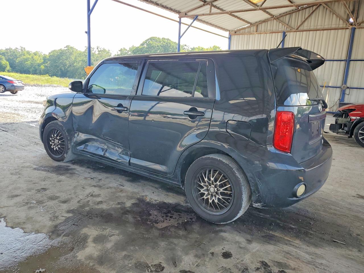 2009 TOYOTA SCION XB photo 2