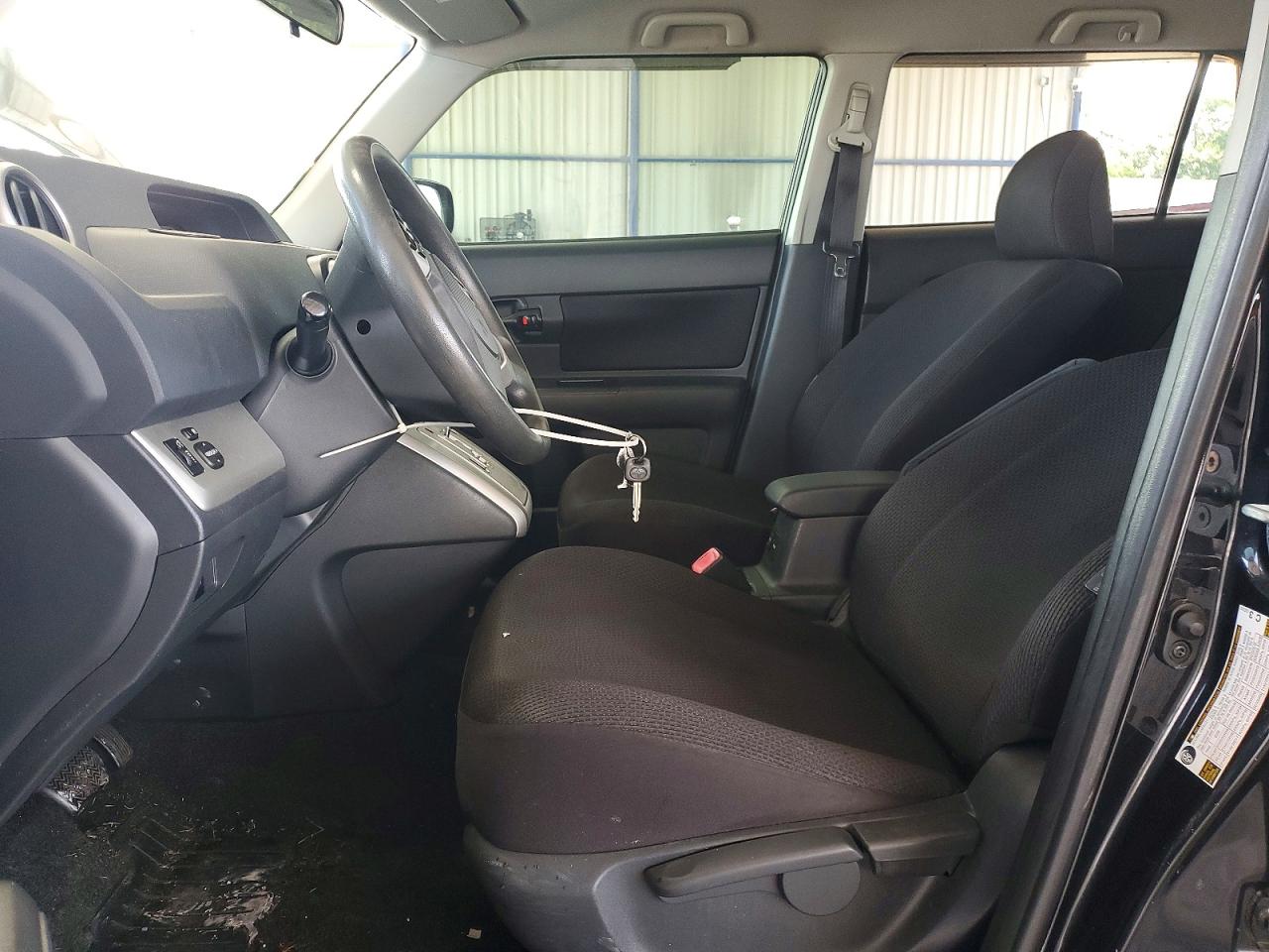 2009 TOYOTA SCION XB photo 7