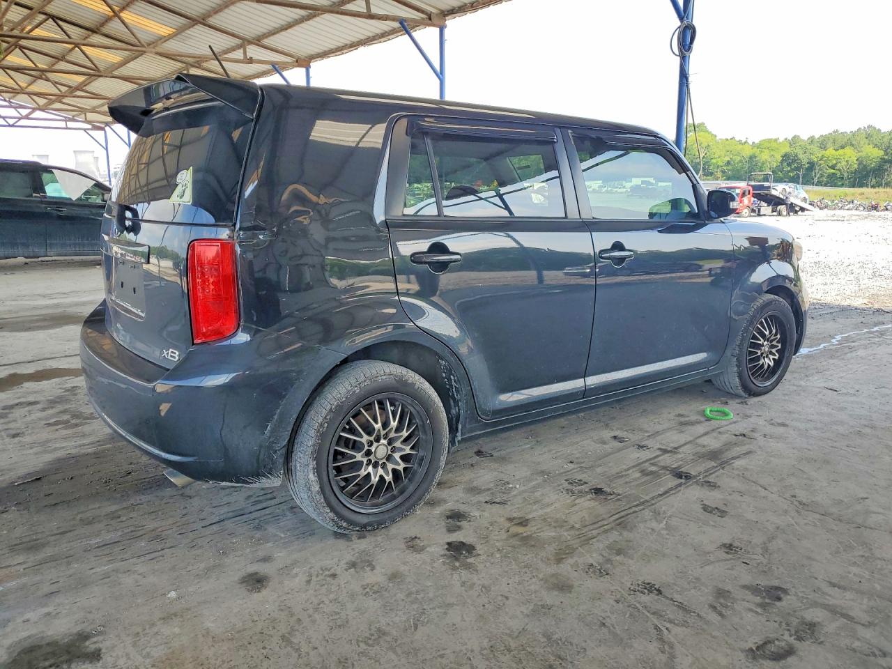 2009 TOYOTA SCION XB photo 3