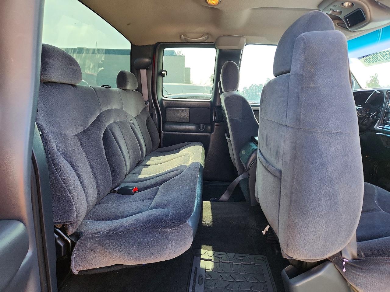 2002 GMC NEW SIERRA C1500 photo 28