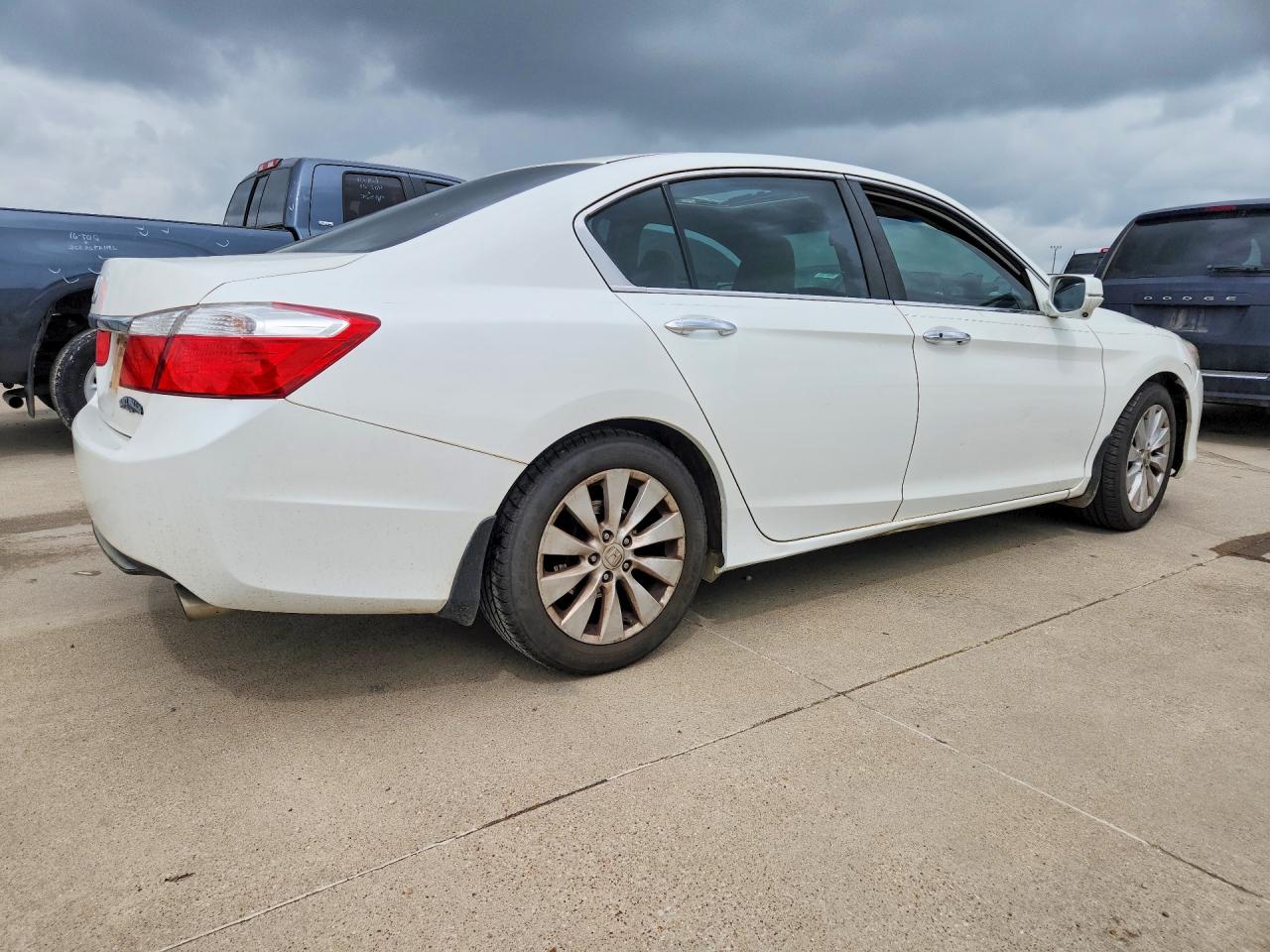 2013 HONDA ACCORD EX photo 5