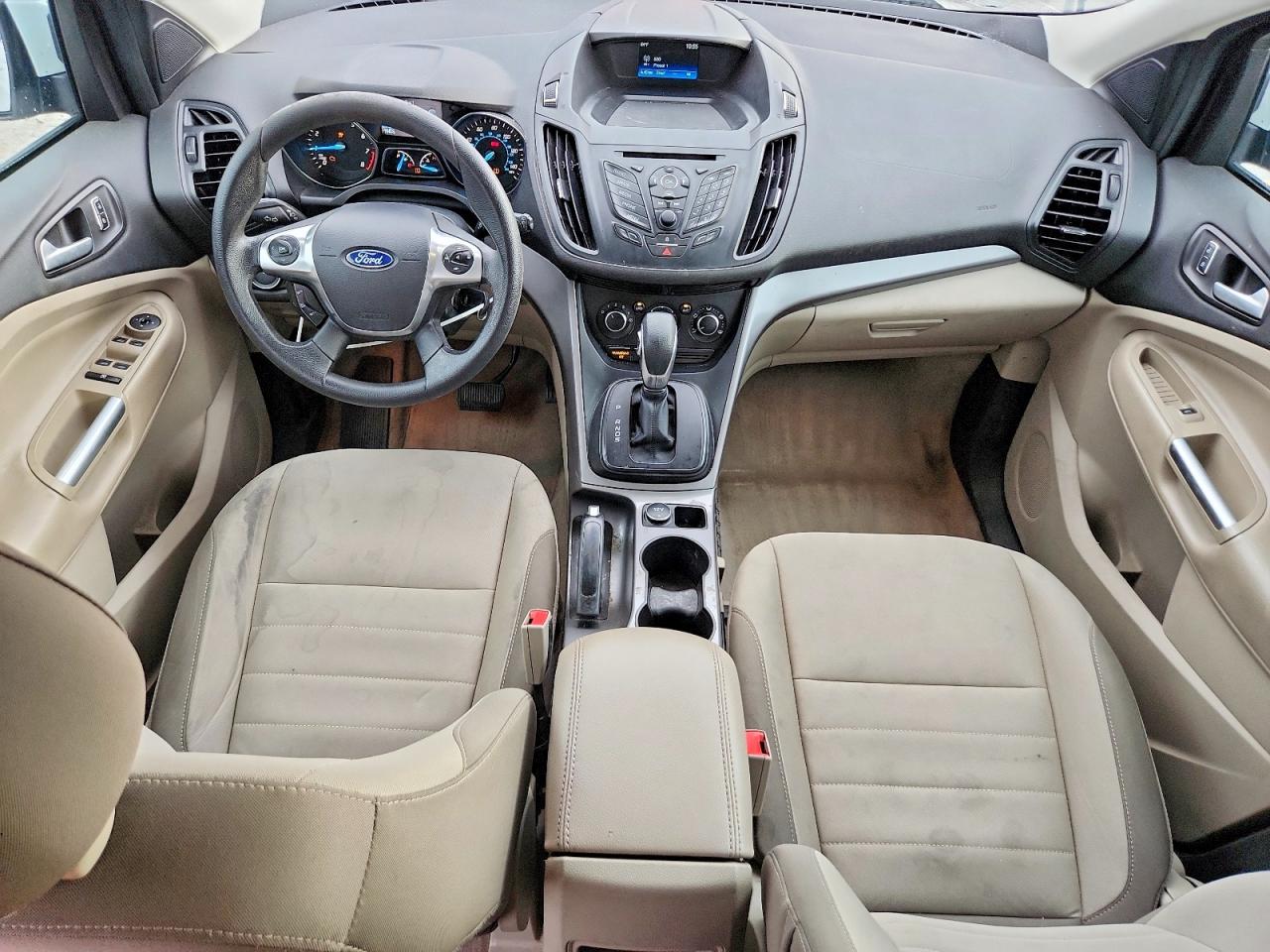 2016 FORD ESCAPE SE photo 8