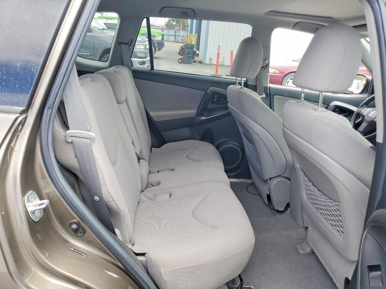 2012 TOYOTA RAV4 BASE photo 21