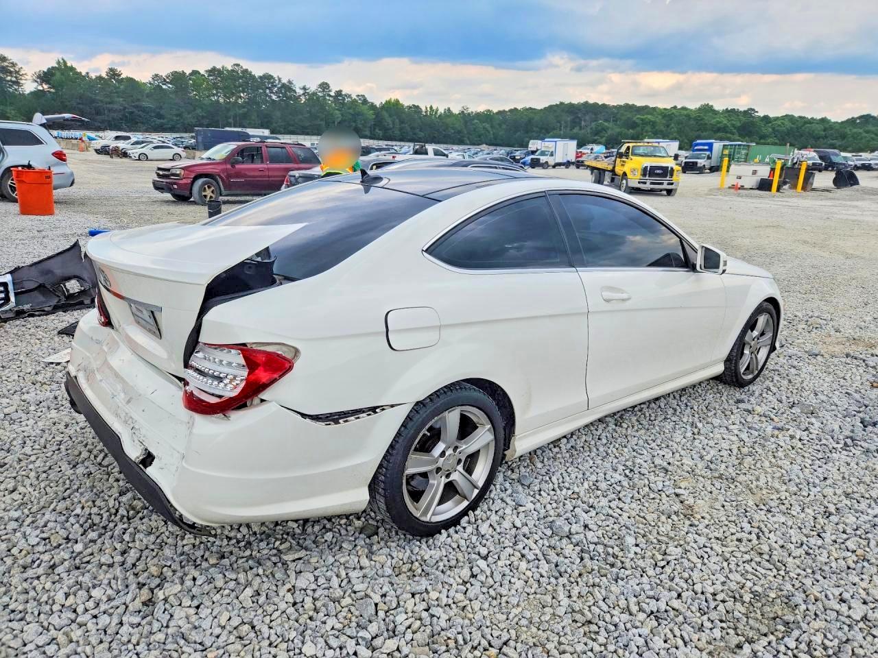 2013 MERCEDES-BENZ C 250 photo 3