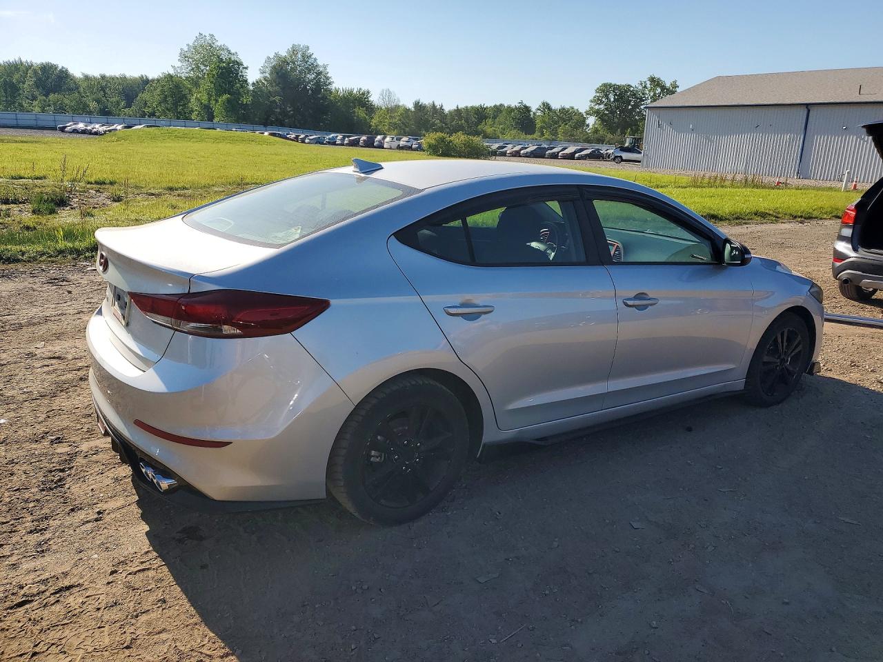 2018 HYUNDAI ELANTRA SEL photo 5