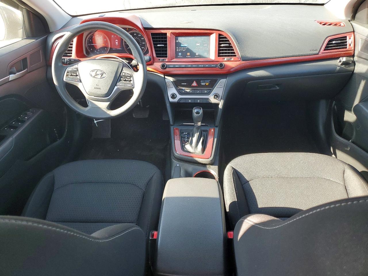 2018 HYUNDAI ELANTRA SEL photo 15