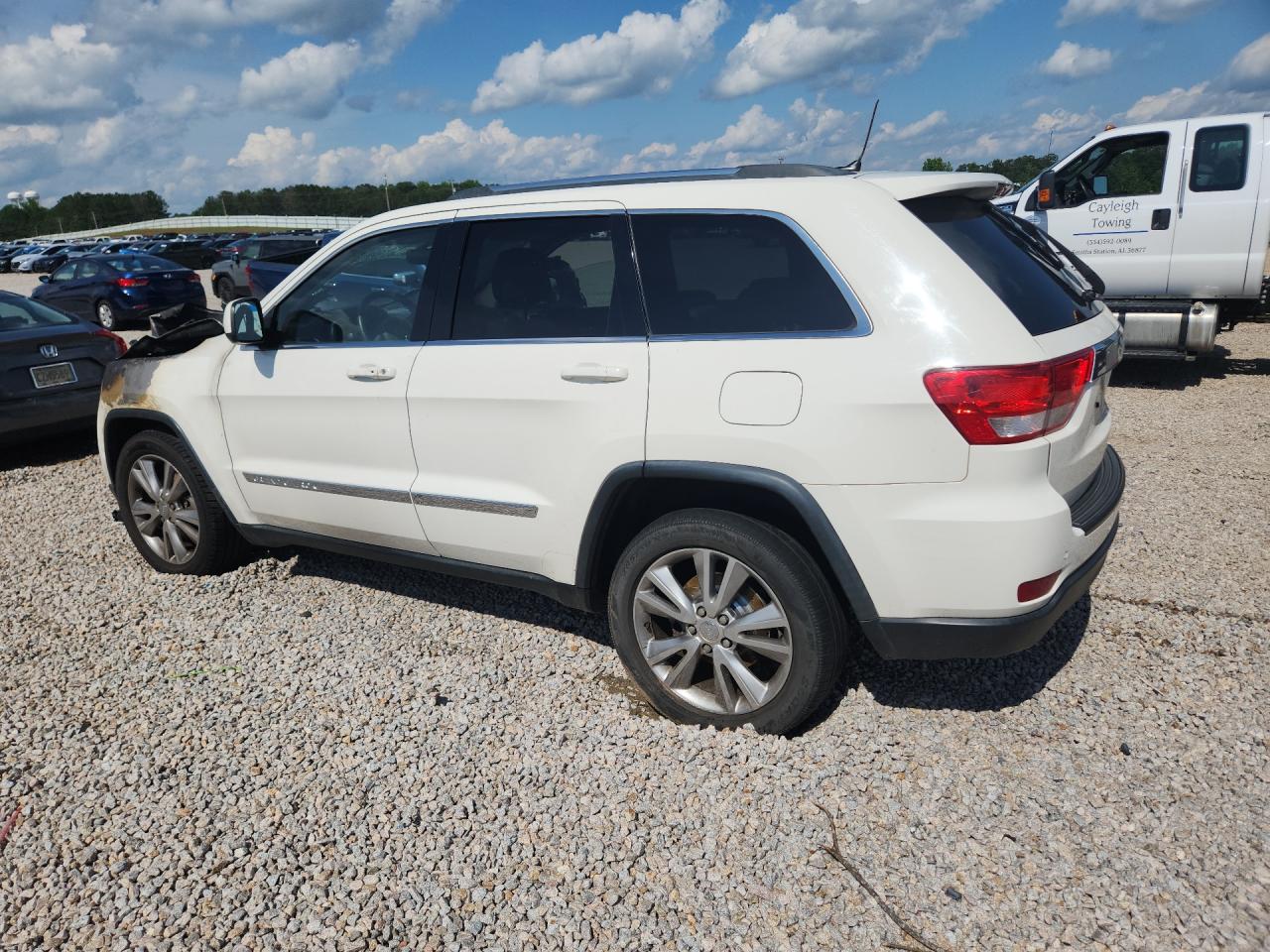 2012 JEEP GRAND CHEROKEE LAREDO photo 4