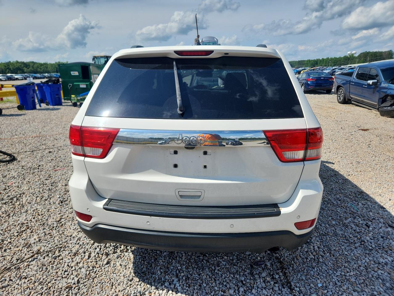 2012 JEEP GRAND CHEROKEE LAREDO photo 16
